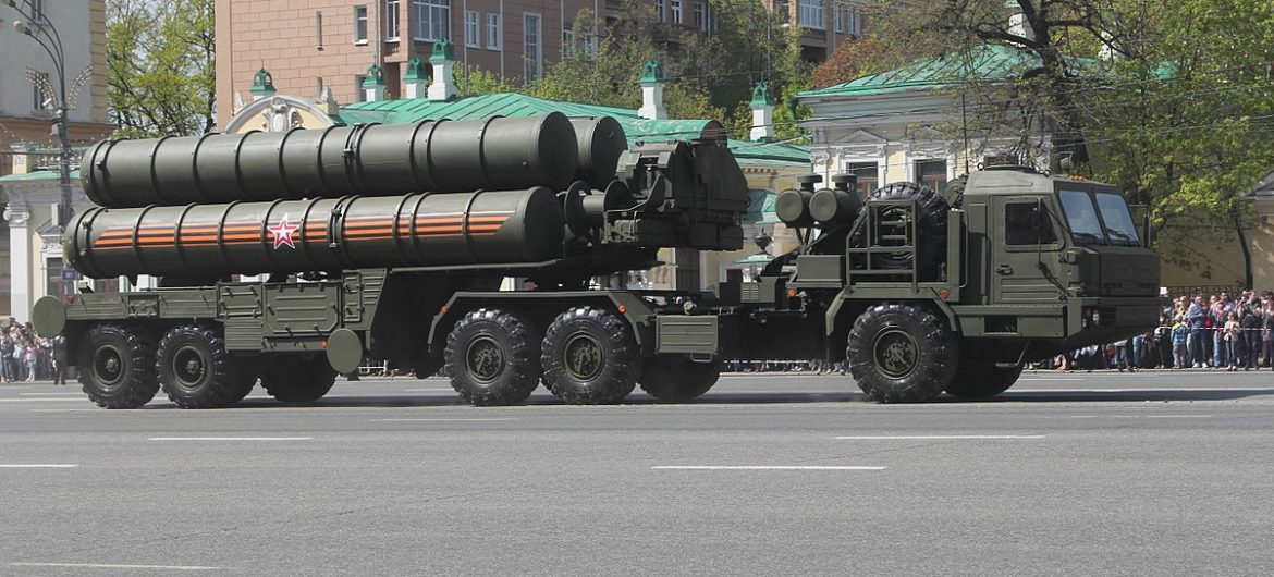 Na slici: protivvazdušni sistem S-400 (Foto: Соколрус)